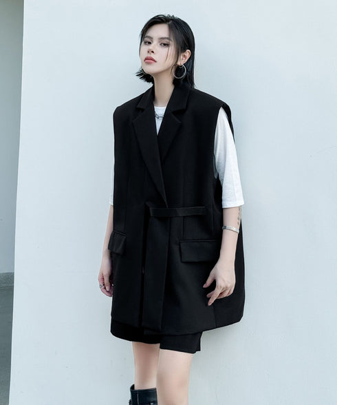 Minimal Structure Vest