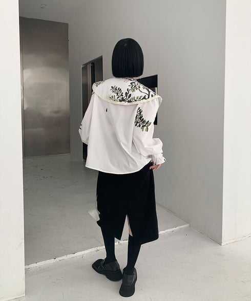 Botanical Print Puritan Collar Blouse