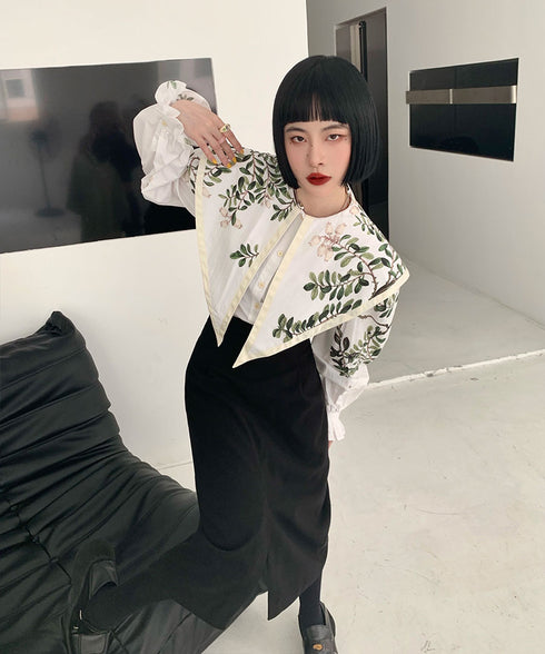 Botanical Print Puritan Collar Blouse
