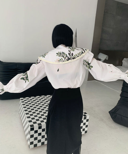 Botanical Print Puritan Collar Blouse