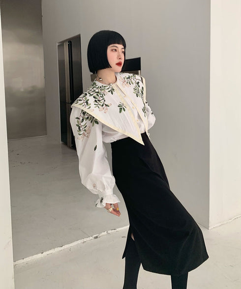 Botanical Print Puritan Collar Blouse