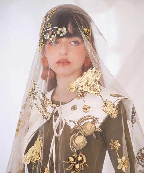 Botanical Embroidered Collar