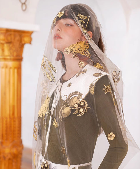 Botanical Embroidered Collar