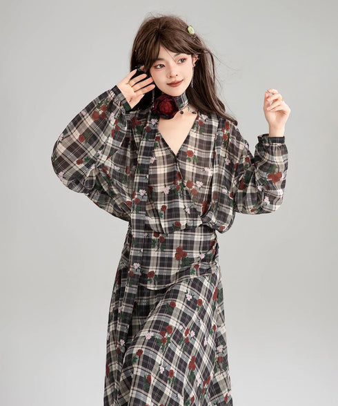 V-neck Flower Check Dress