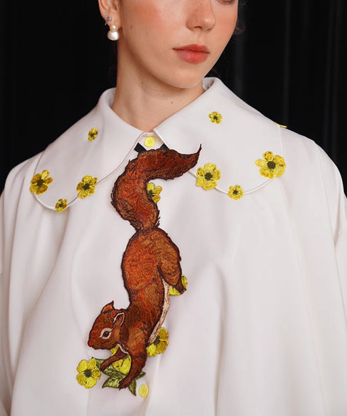 Small Flower Embroidery Collar Blouse