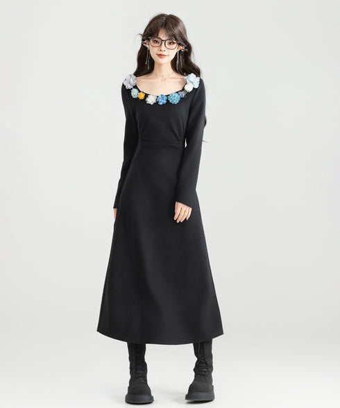 Flower Decoration U-neck Dress