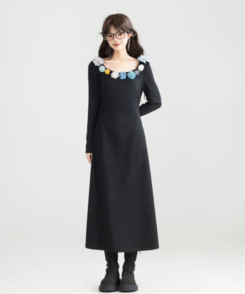Flower Decoration U-neck Dress