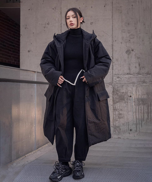 Nine-quarter Length Tapered Pants