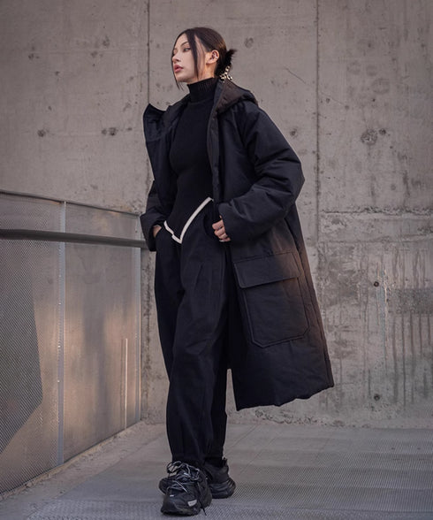 Nine-quarter Length Tapered Pants