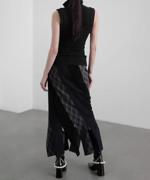 Diagonal Panel Layered Long Skirt
