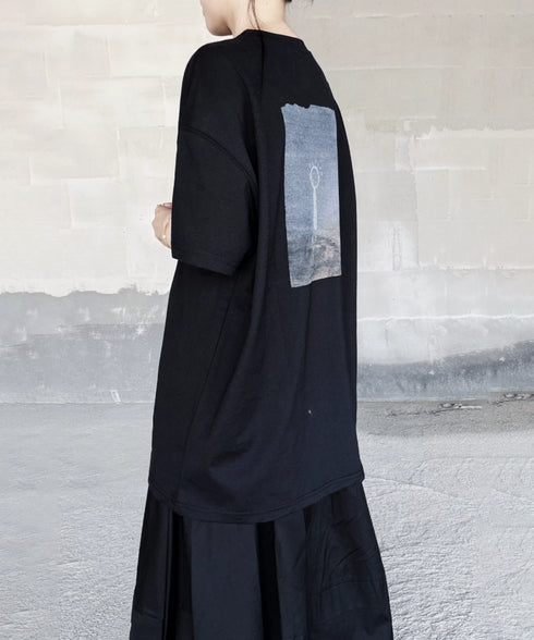 Button Fold Graphic Top