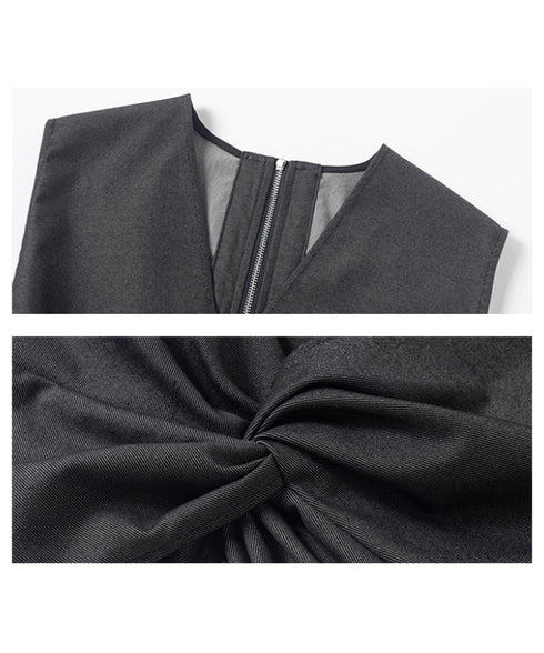 Twist Front No Sleeve Top