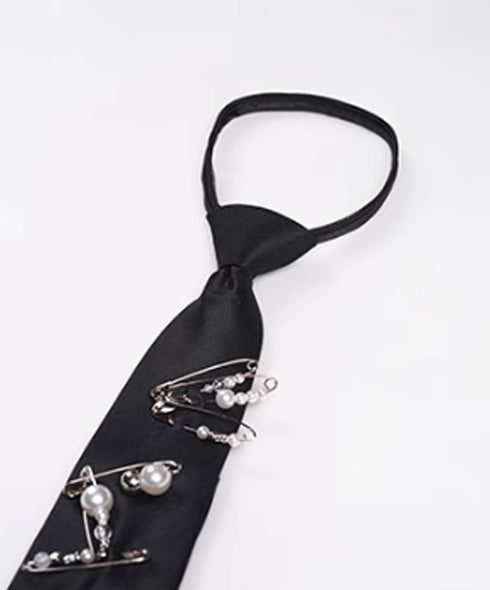 Pearl Pin Lazy Tie