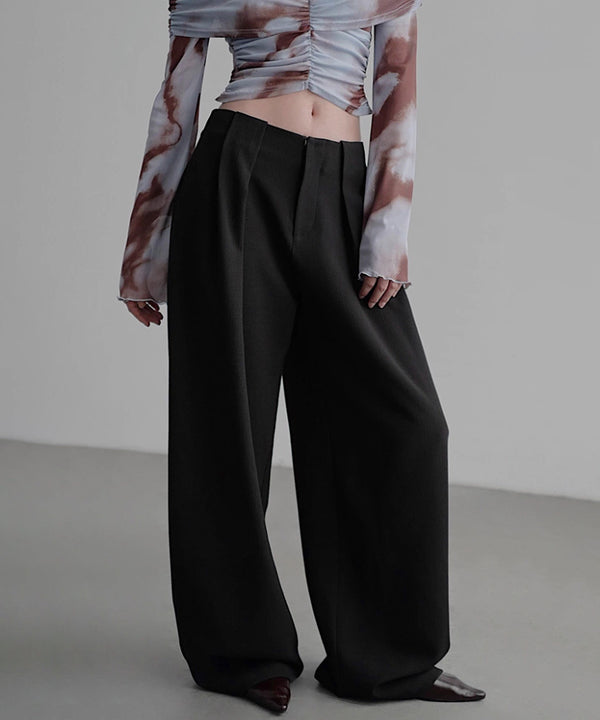 Front Tucked Wide Pants