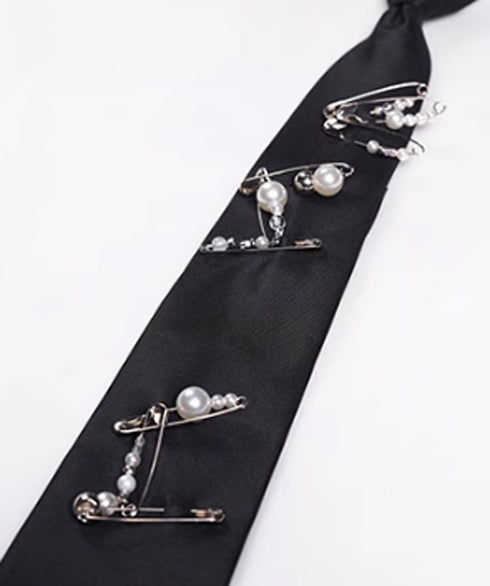 Pearl Pin Lazy Tie
