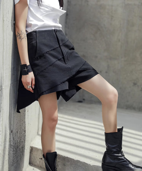 Edge Cut Layered Shorts