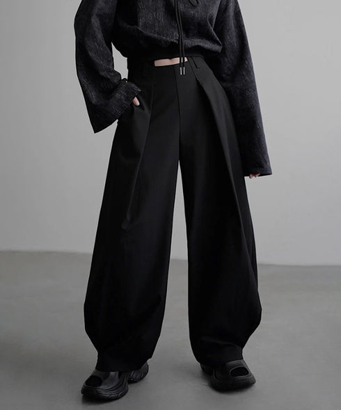 Side High Waist Tuck Pants