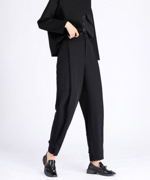 Button Tapered Pants