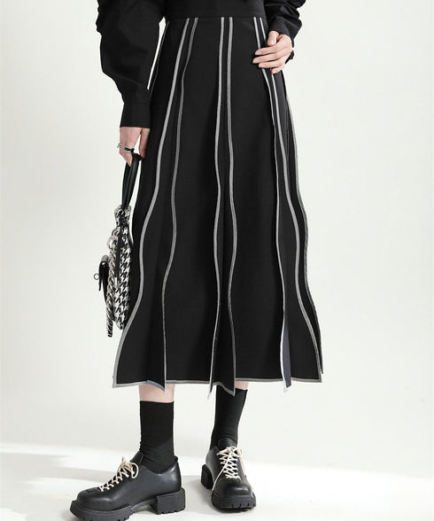 Wave Line Skirt
