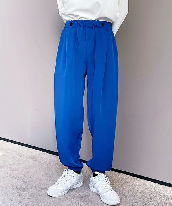 One Tuck Tapered Pants