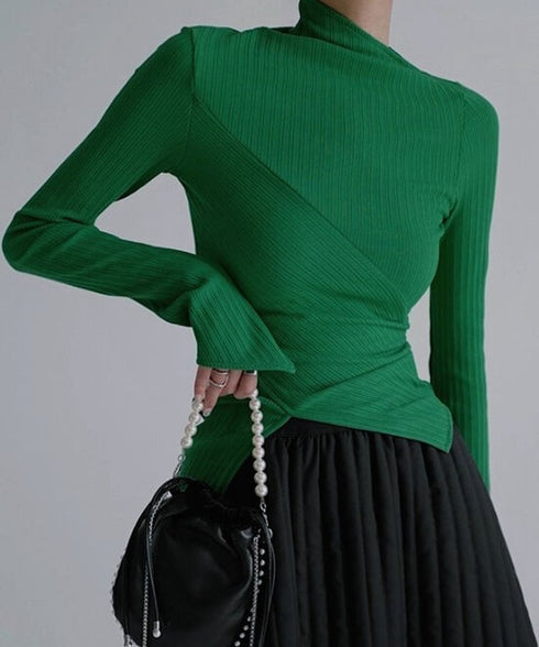 Diagonally Neck Asymmetry Top