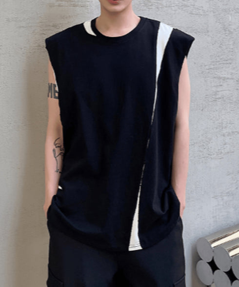 Bicolor Slit Sleeveless Top
