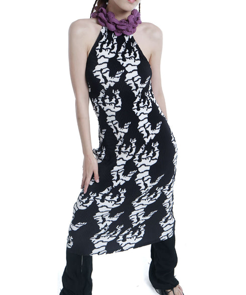Three-dimensional Pleate-neck Dress