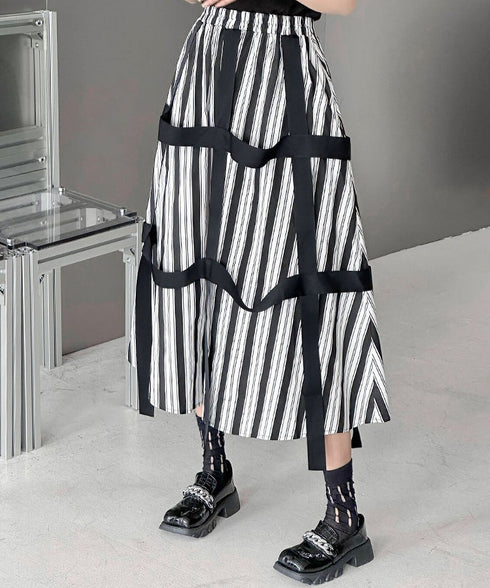 String Ribbon Flare Skirt