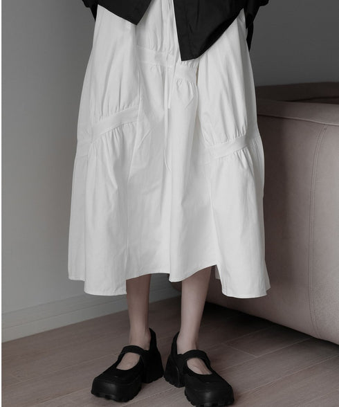 Asymmetric Switching Flare Skirt