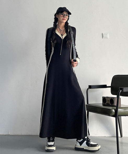 Side Line V-neck Dress