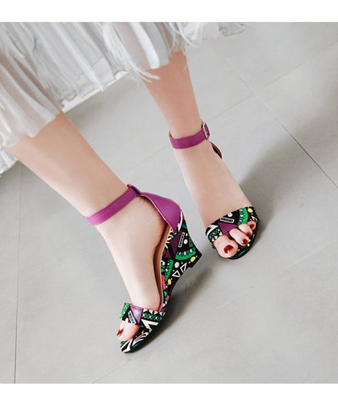 Tribal Pattern Wedge Sandals