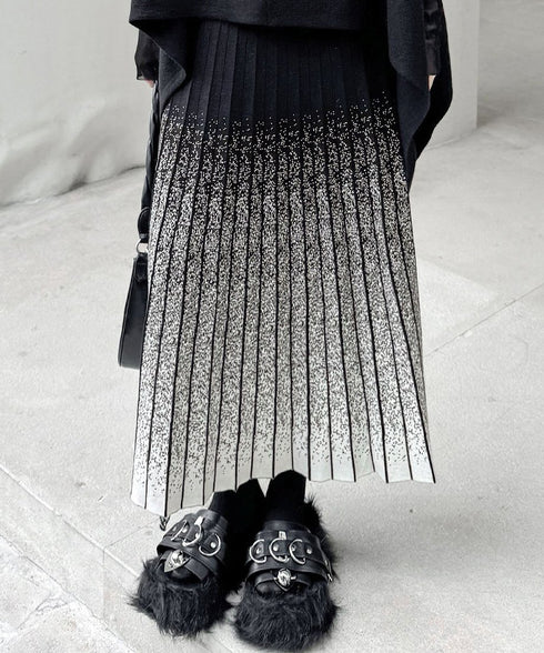 Gradation Pleat Skirt