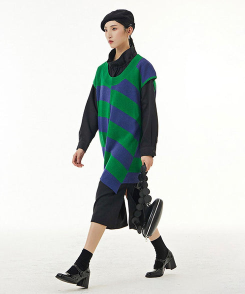 Wavy Stripe Oversized Knit Vest