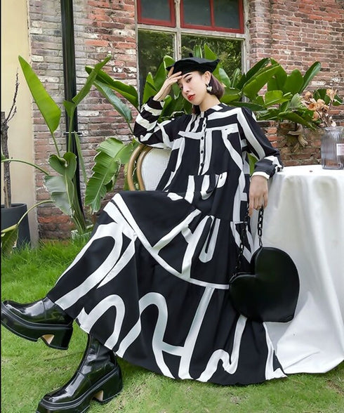 Graphic Pattern Maxi Dress