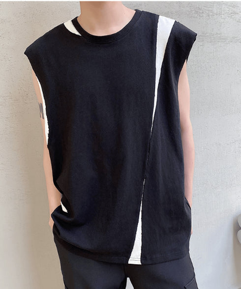 Bicolor Slit Sleeveless Top