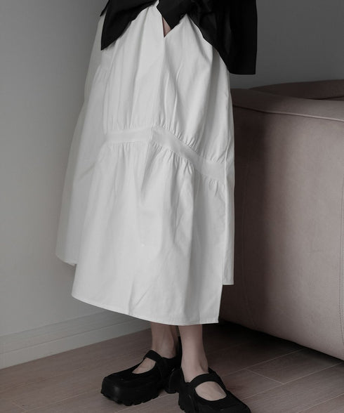 Asymmetric Switching Flare Skirt