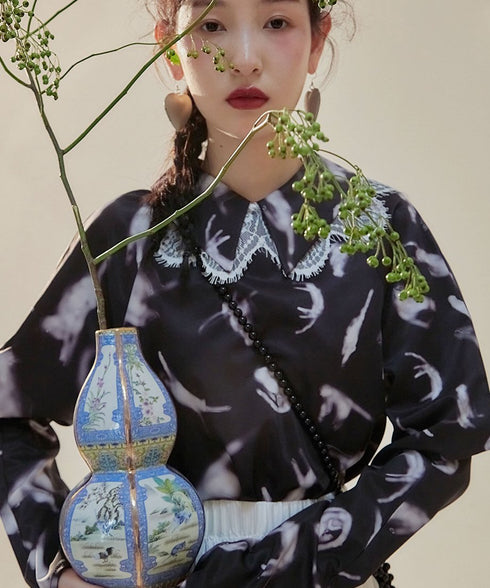 Feather Print Lace Collar Blouse