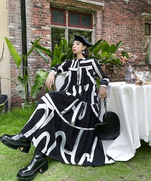 Graphic Pattern Maxi Dress