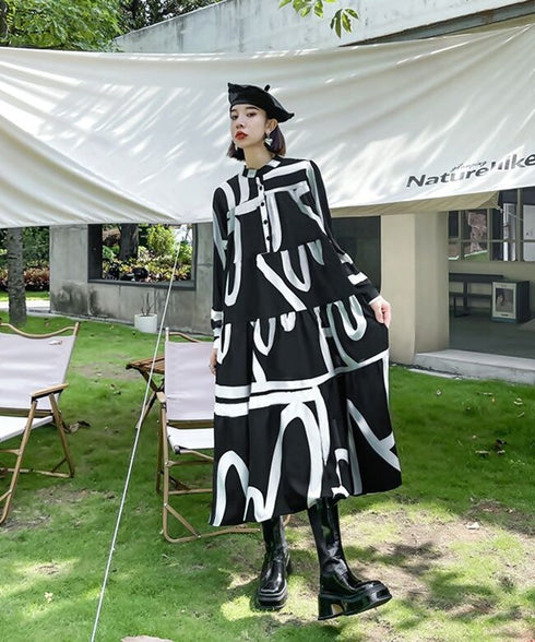 Graphic Pattern Maxi Dress