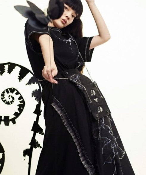 Line Drawing Printed Skirt