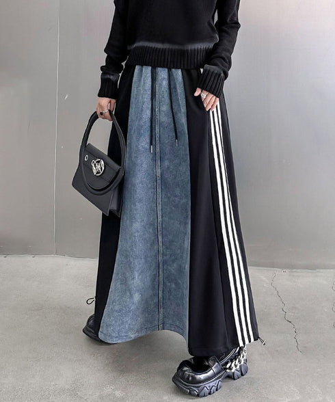 Side Line Denim Skirt