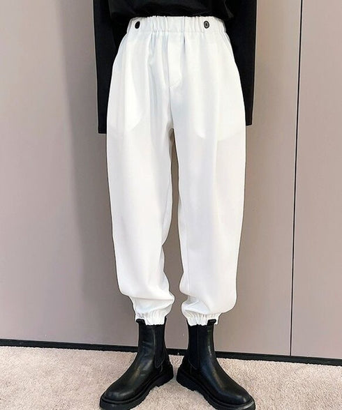 One Tuck Tapered Pants