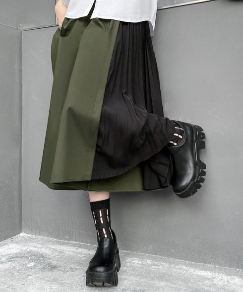 Side Pleat Wide Pants