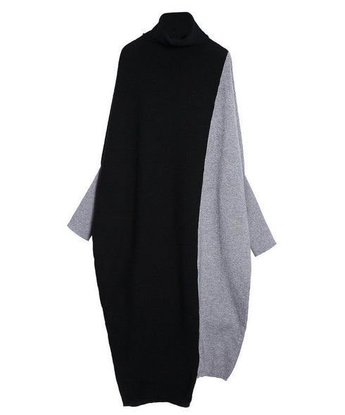 Bicolor batwing knit dress