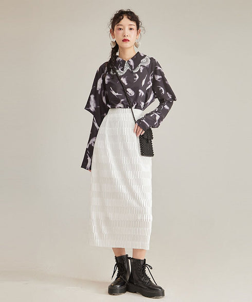 Feather Print Lace Collar Blouse