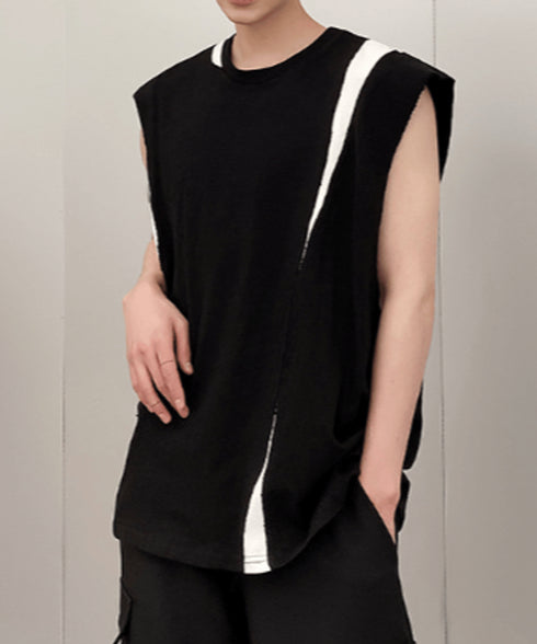 Bicolor Slit Sleeveless Top