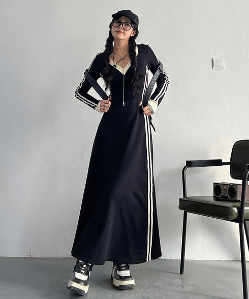 Side Line V-neck Dress