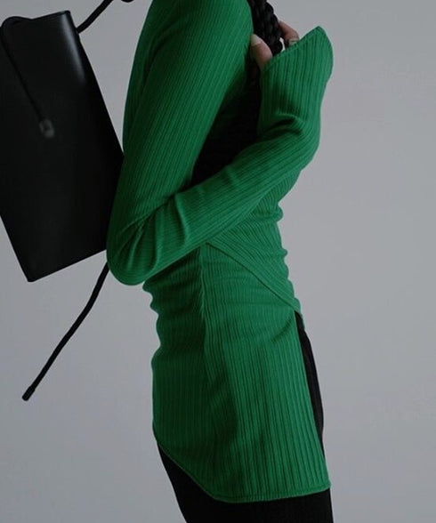 Diagonally Neck Asymmetry Top