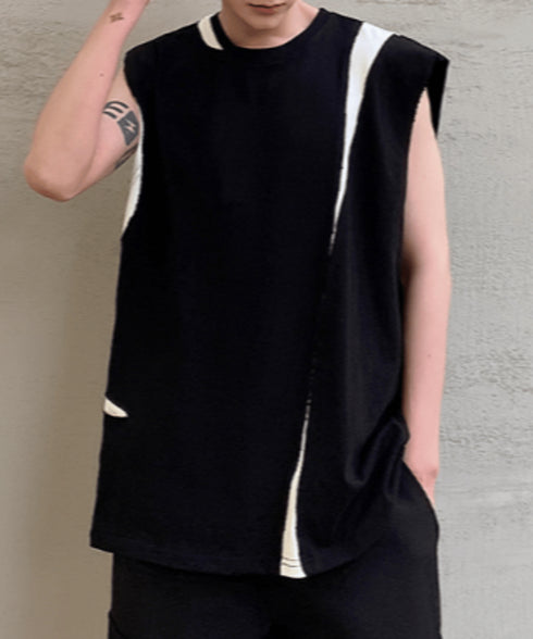 Bicolor Slit Sleeveless Top