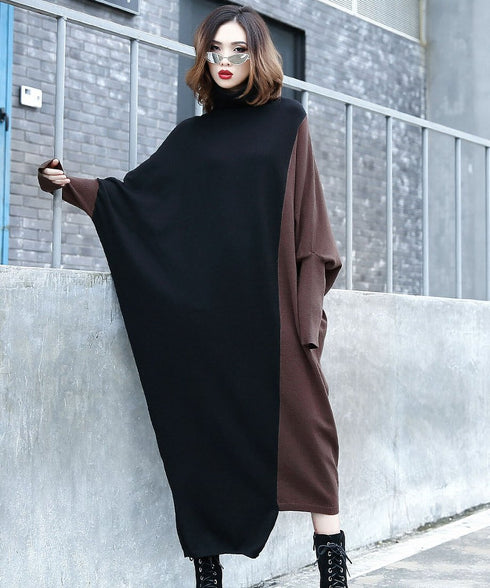Bicolor batwing knit dress